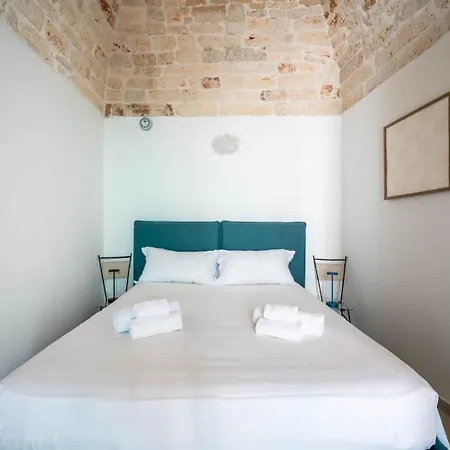 Aria Di Ceglie Authentic Elegance *